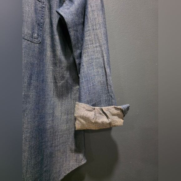 Ann Taylor Loft The Softened Shirt Chambray Blue Sz M - Picture 3 of 6